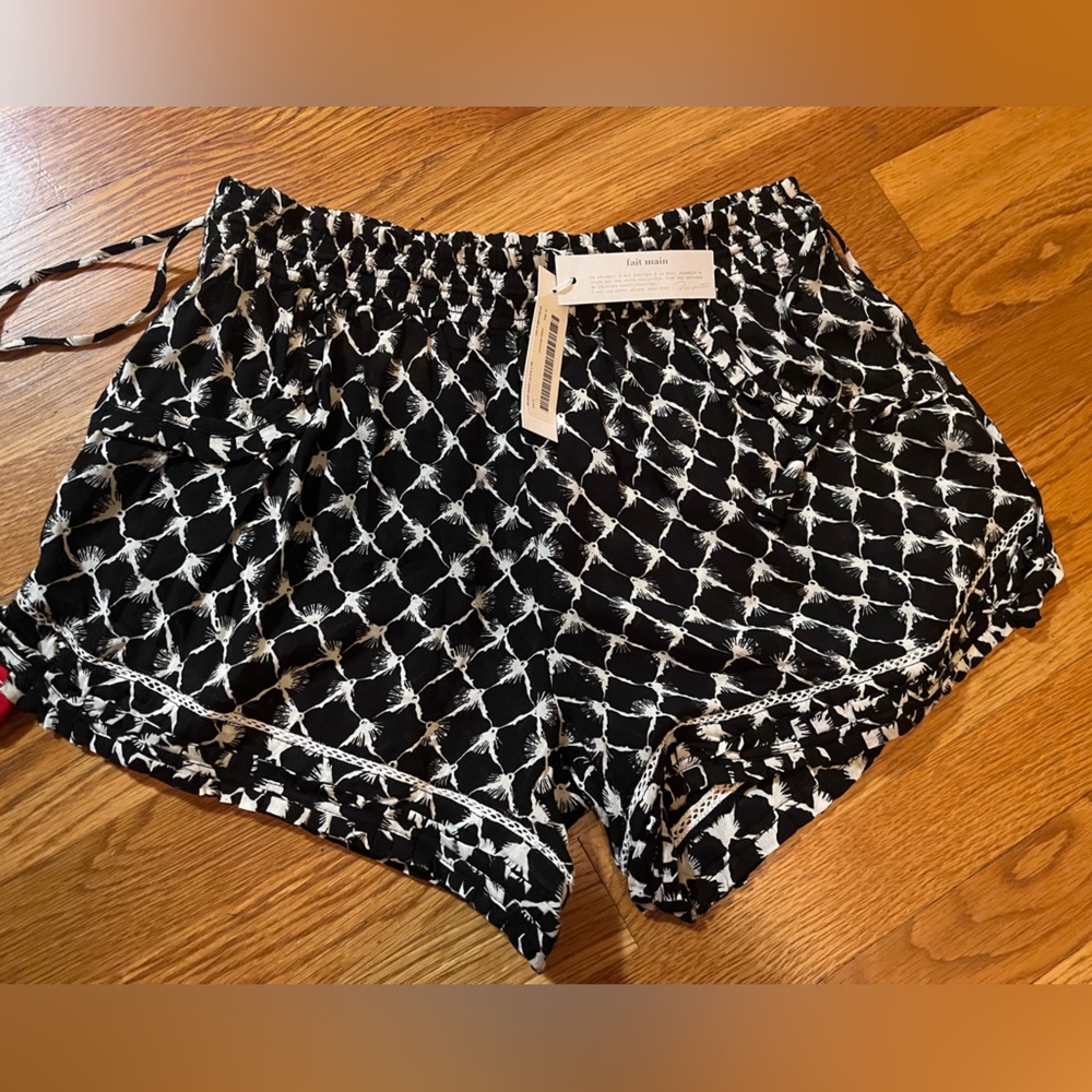 poupette st barth boxer lulu Black and White Patterned Women's Shorts
